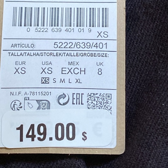 NWT. Massimo Dutti Navy Blue Wool Blend Midi Skirt with Side Buckle. Size XS. - Picture 9 of 11